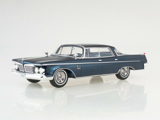 IMPERIAL - CROWN 4-DOOR SOUTHAMPTON - 1962